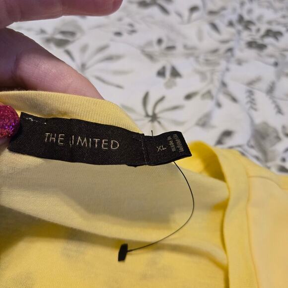 The Limited butter yellow Rosette detail top size XL Work Church Office Teacher - Picture 7 of 8